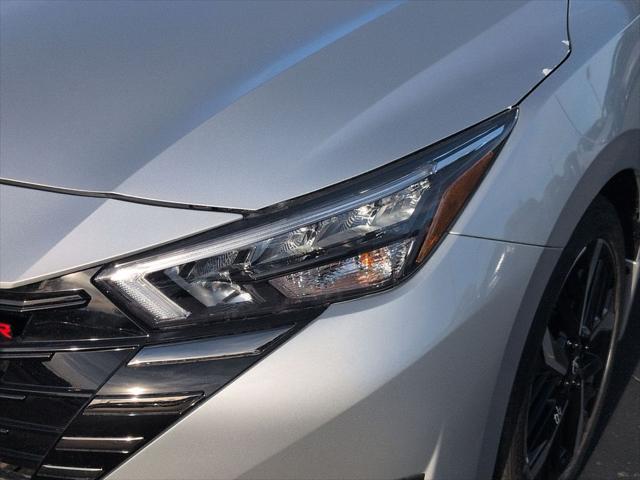 2025 Nissan Versa 1.6 SR