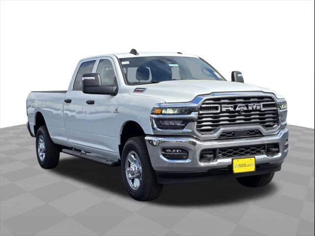 2026 RAM Ram 2500 RAM 2500 TRADESMAN CREW CAB 4X4 8 BOX