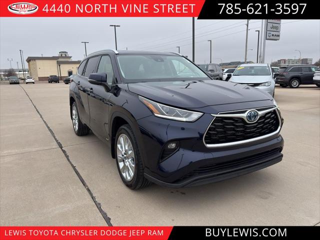 2023 Toyota Highlander Hybrid Limited for sale in Hays, KS