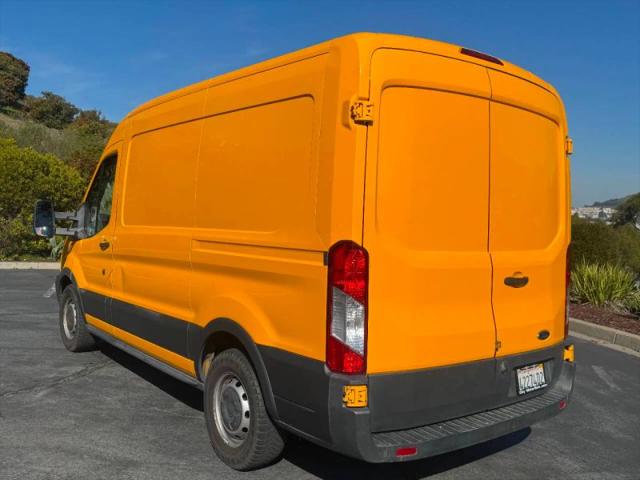 2017 Ford Transit Medium Roof w/Sliding Side Door w/RWB