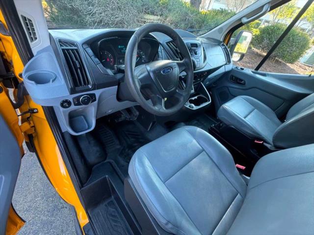2017 Ford Transit Medium Roof w/Sliding Side Door w/RWB