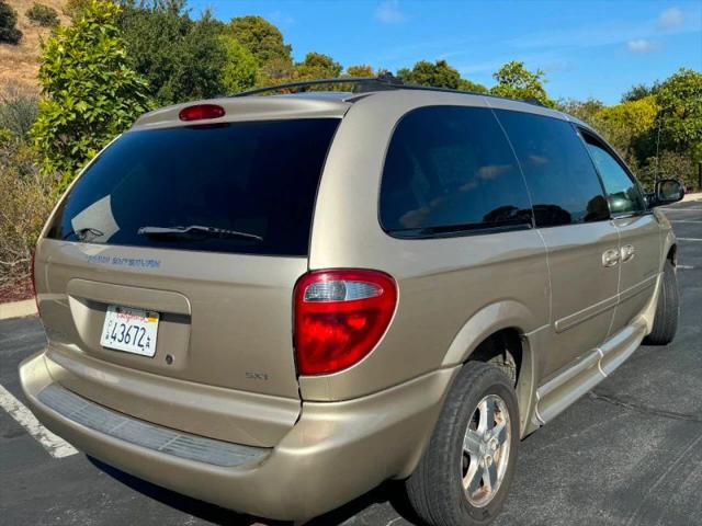 2005 Dodge Grand Caravan SXT