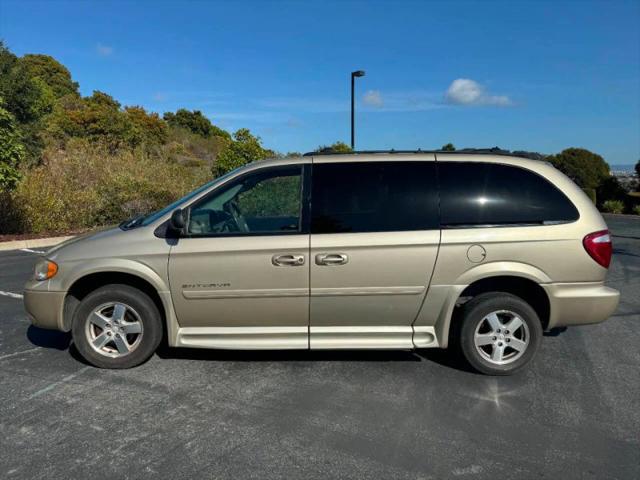 2005 Dodge Grand Caravan SXT