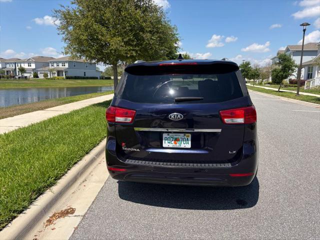2018 Kia Sedona LX