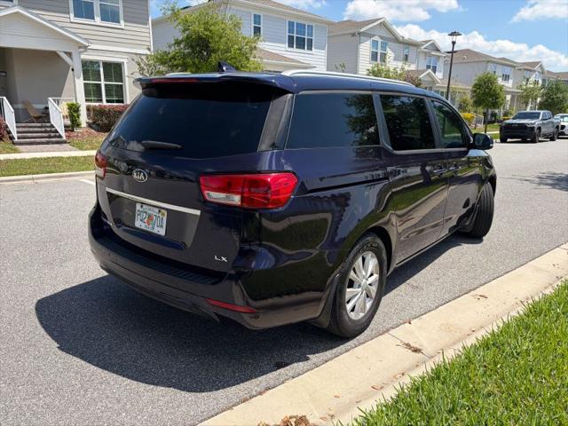 2018 Kia Sedona LX