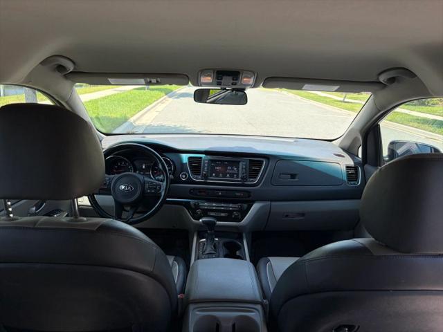 2018 Kia Sedona LX