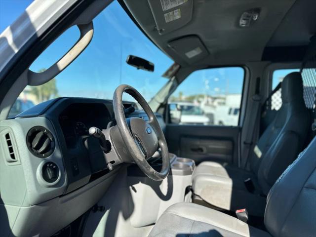 2013 Ford E-350 Super Duty Recreational