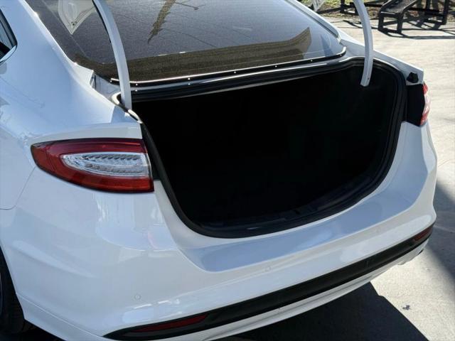 2014 Ford Fusion SE