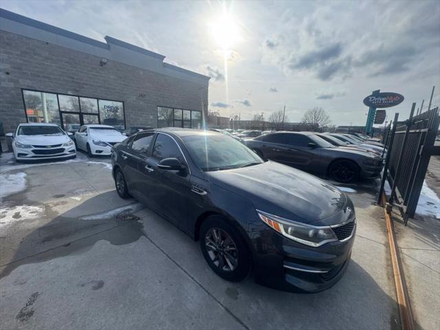 2017 Kia Optima LX Turbo