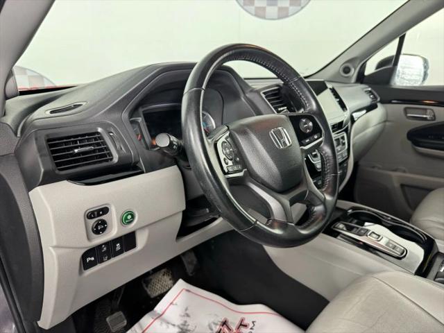2021 Honda Pilot AWD Touring 8 Passenger