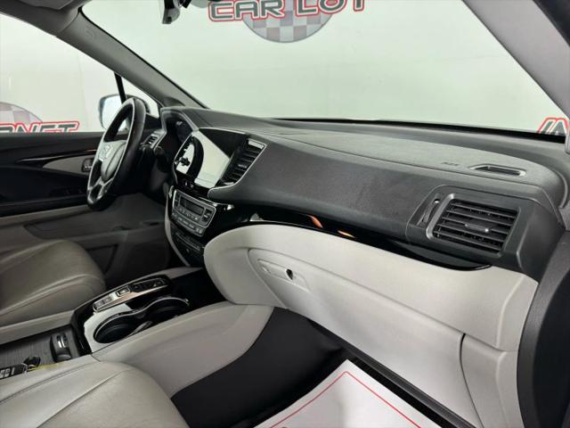 2021 Honda Pilot AWD Touring 8 Passenger