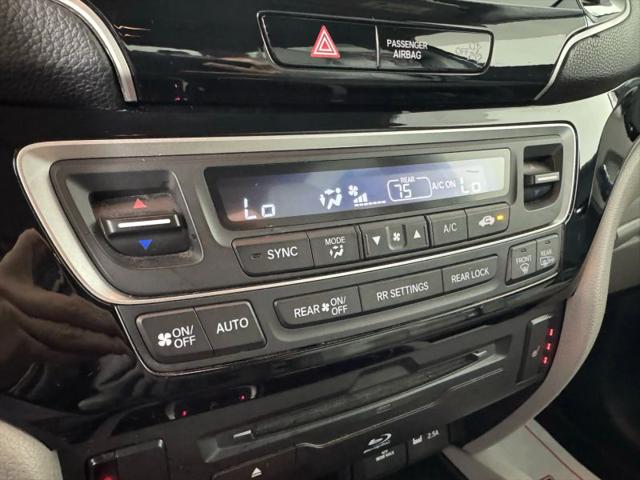 2021 Honda Pilot AWD Touring 8 Passenger