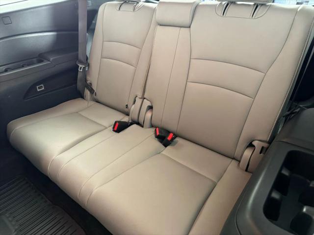 2021 Honda Pilot AWD Touring 8 Passenger