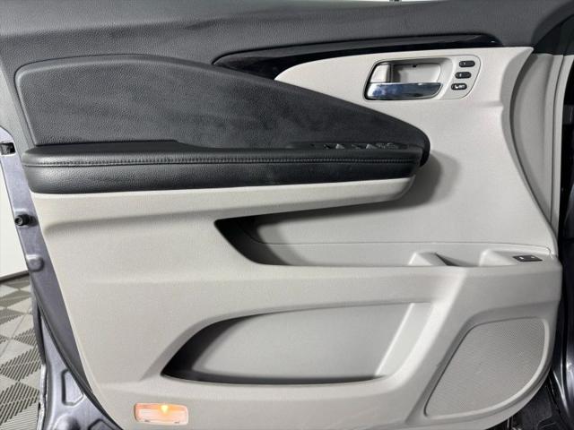 2021 Honda Pilot AWD Touring 8 Passenger