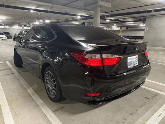 2014 Lexus ES 300h 300h