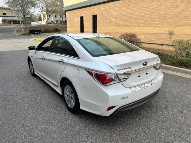 2015 Hyundai Sonata Hybrid Base