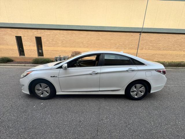 2015 Hyundai Sonata Hybrid Base