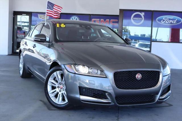 2017 Jaguar XF 35t Premium