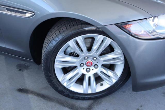 2017 Jaguar XF 35t Premium