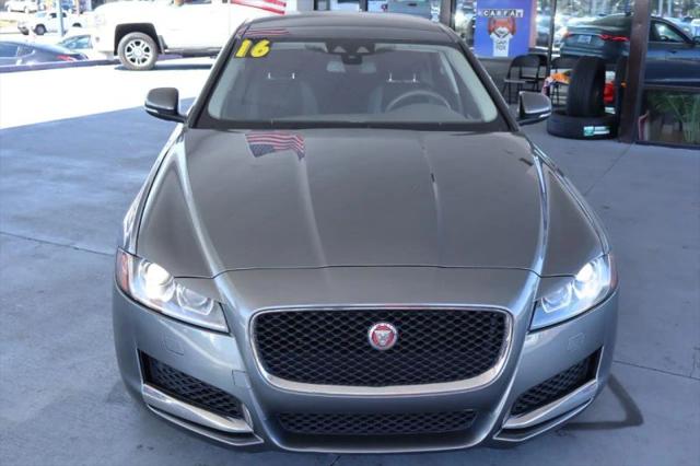 2017 Jaguar XF 35t Premium