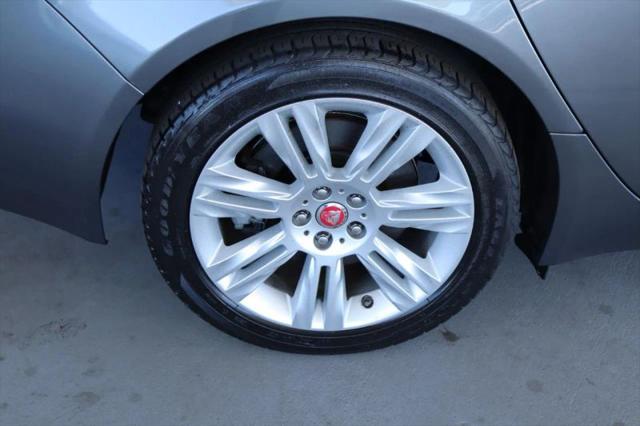 2017 Jaguar XF 35t Premium