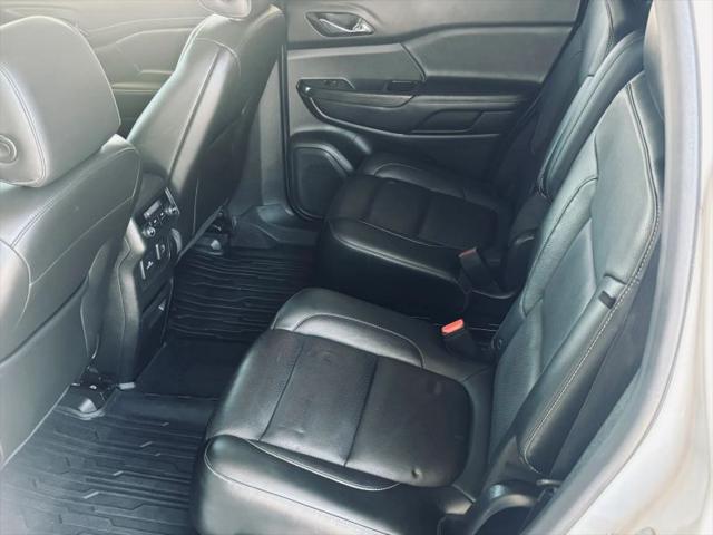 2019 GMC Acadia SLT-1