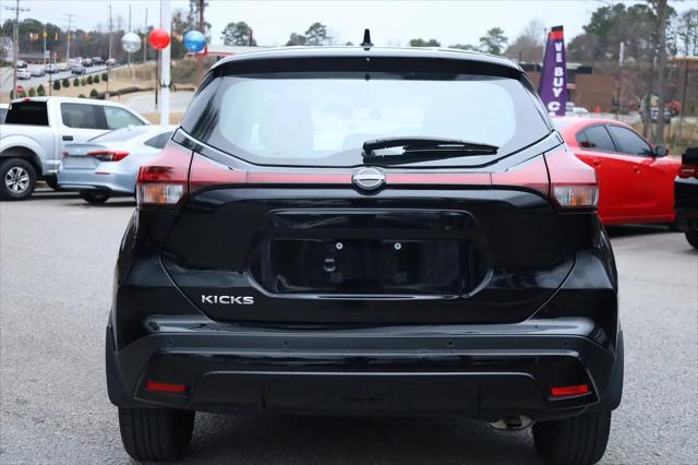 2025 Nissan Kicks S