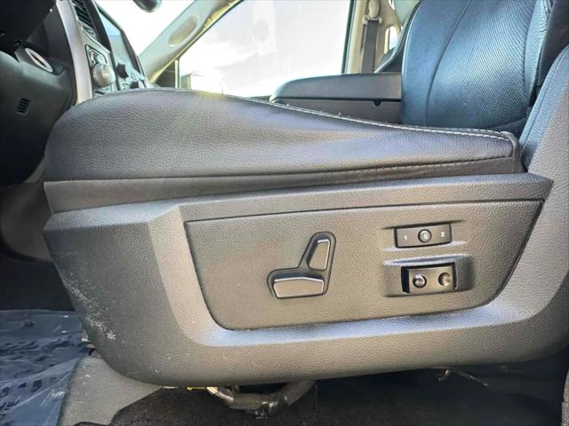2017 Ram 1500 Laramie Crew Cab 4x4 57 Box