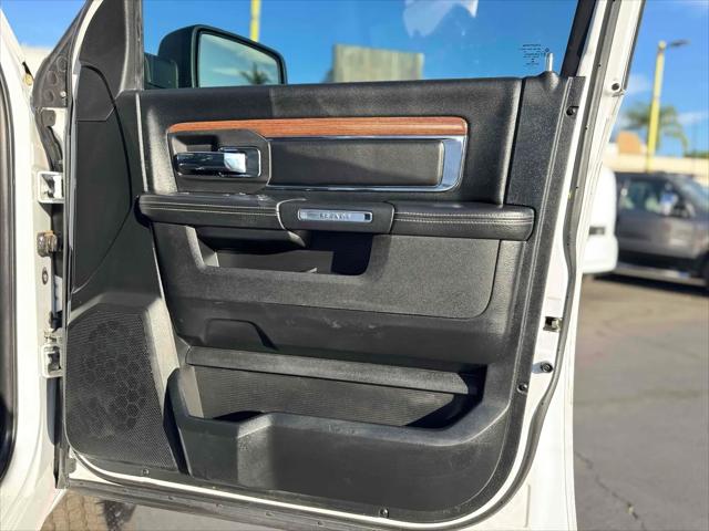 2017 Ram 1500 Laramie Crew Cab 4x4 57 Box