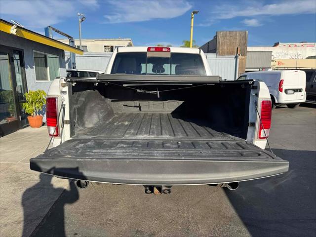 2017 Ram 1500 Laramie Crew Cab 4x4 57 Box