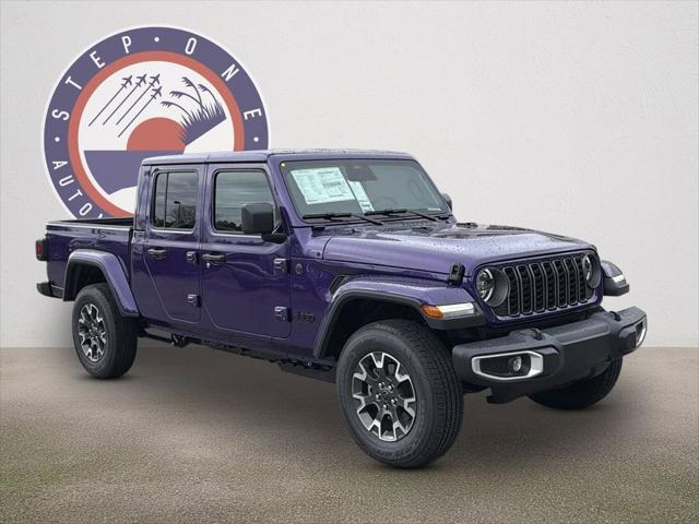 2026 Jeep Gladiator GLADIATOR SAHARA 4X4