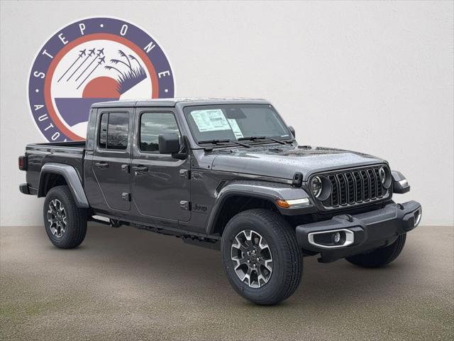 2026 Jeep Gladiator GLADIATOR SAHARA 4X4