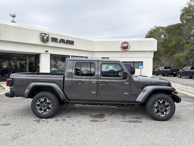 2026 Jeep Gladiator GLADIATOR SAHARA 4X4