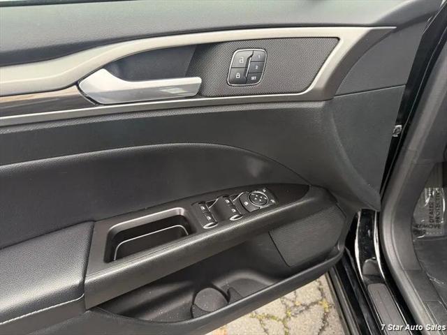2017 Ford Fusion SE