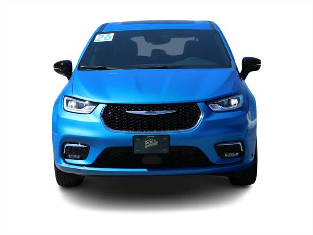 2026 Chrysler Pacifica Select AWD
