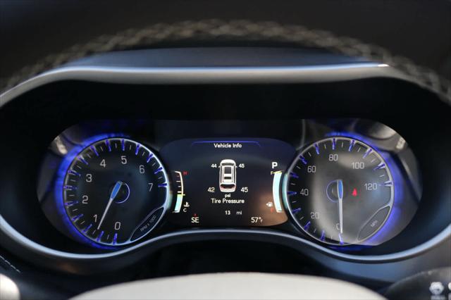 2026 Chrysler Pacifica Select AWD
