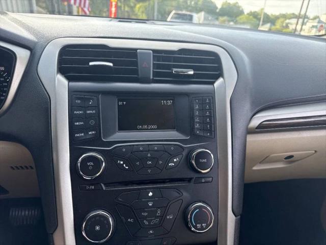 2014 Ford Fusion SE
