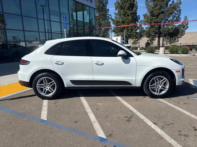 2020 Porsche Macan Macan