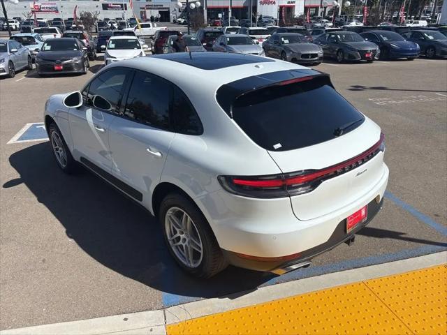 2020 Porsche Macan Macan