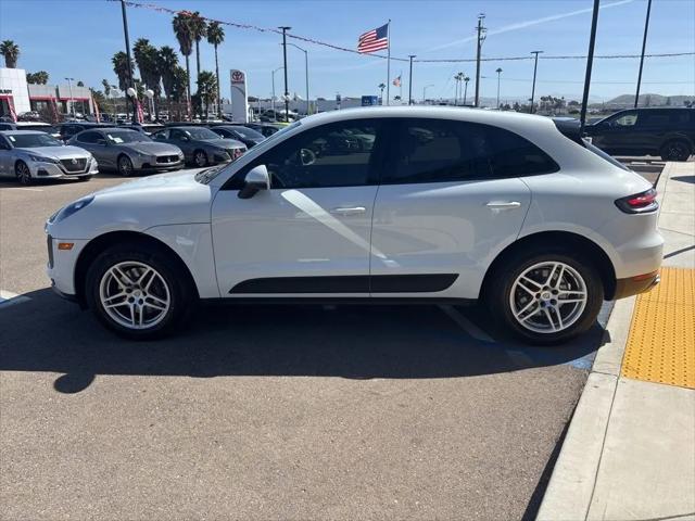 2020 Porsche Macan Macan