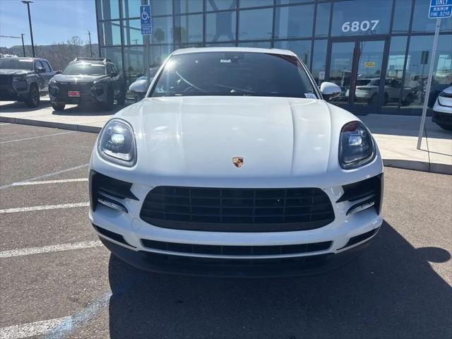 2020 Porsche Macan Macan