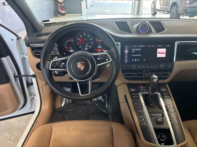 2020 Porsche Macan Macan