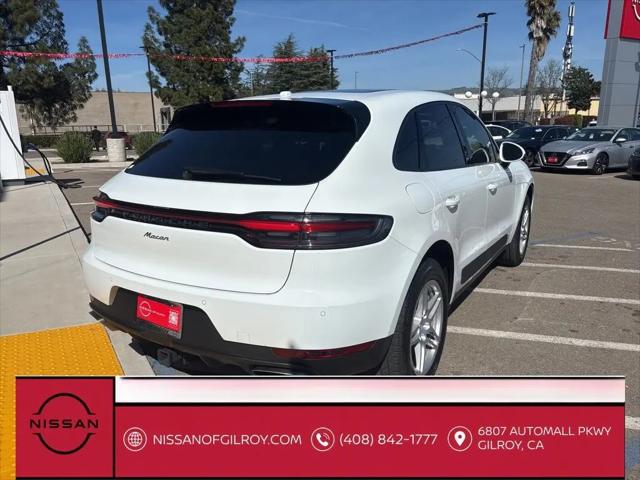 2020 Porsche Macan Macan