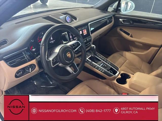 2020 Porsche Macan Macan
