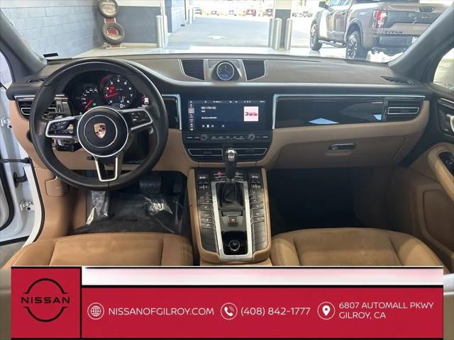 2020 Porsche Macan Macan