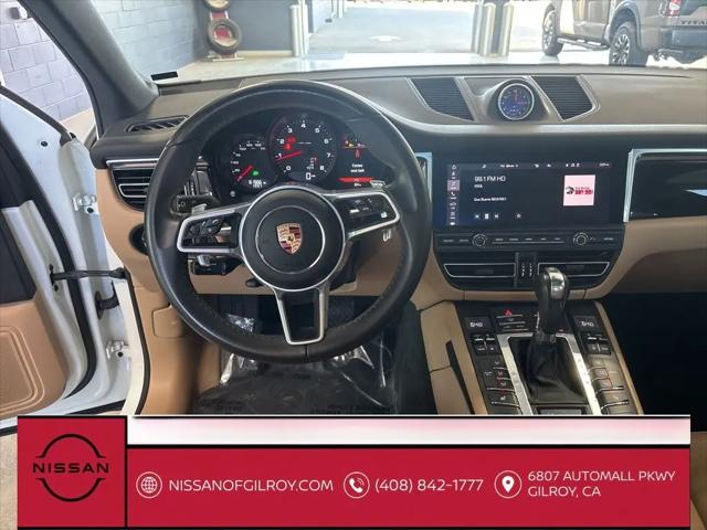 2020 Porsche Macan Macan