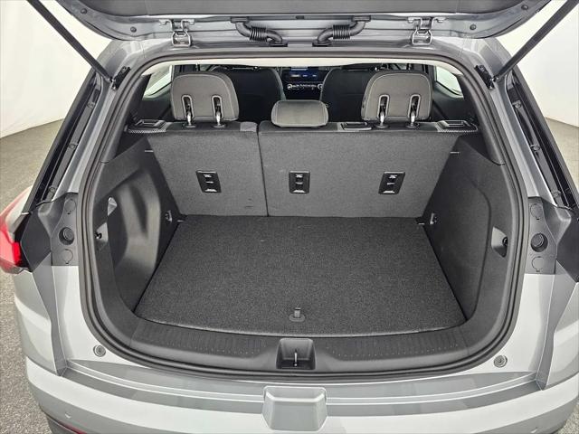 2027 Chevrolet Bolt LT FWD