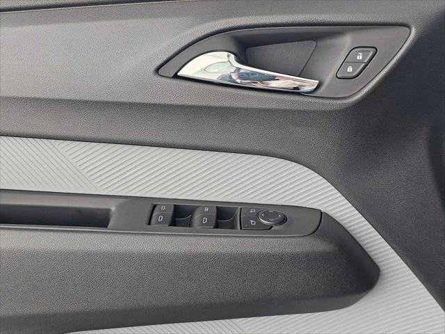 2027 Chevrolet Bolt LT FWD