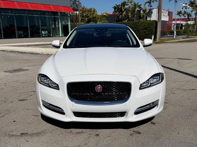 2018 Jaguar XJ R-Sport