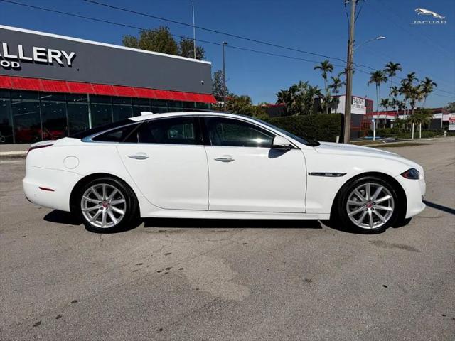 2018 Jaguar XJ R-Sport
